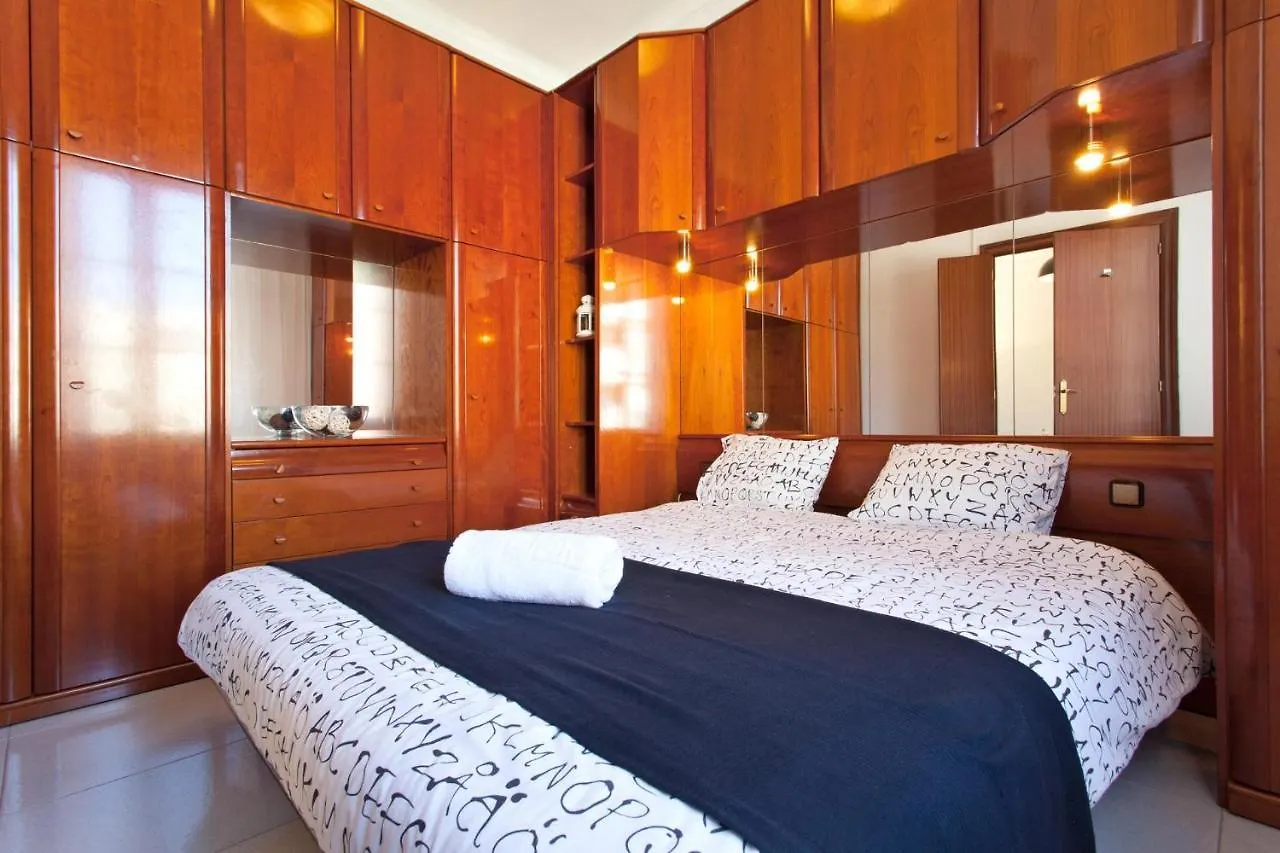 Apartment Provenca Barcelona 0*,  Spanje